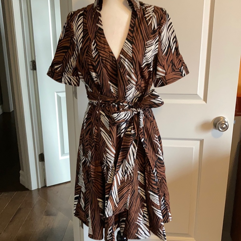 Karen Millen jungle print dress with tie waist sz 12